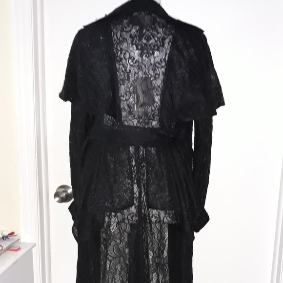 BCBG Maxzria Lace duster - Picture 4 of 7